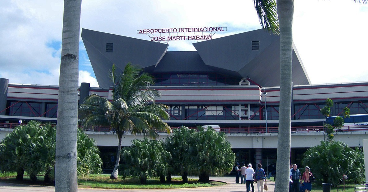 airport - Cargomax International Inc.